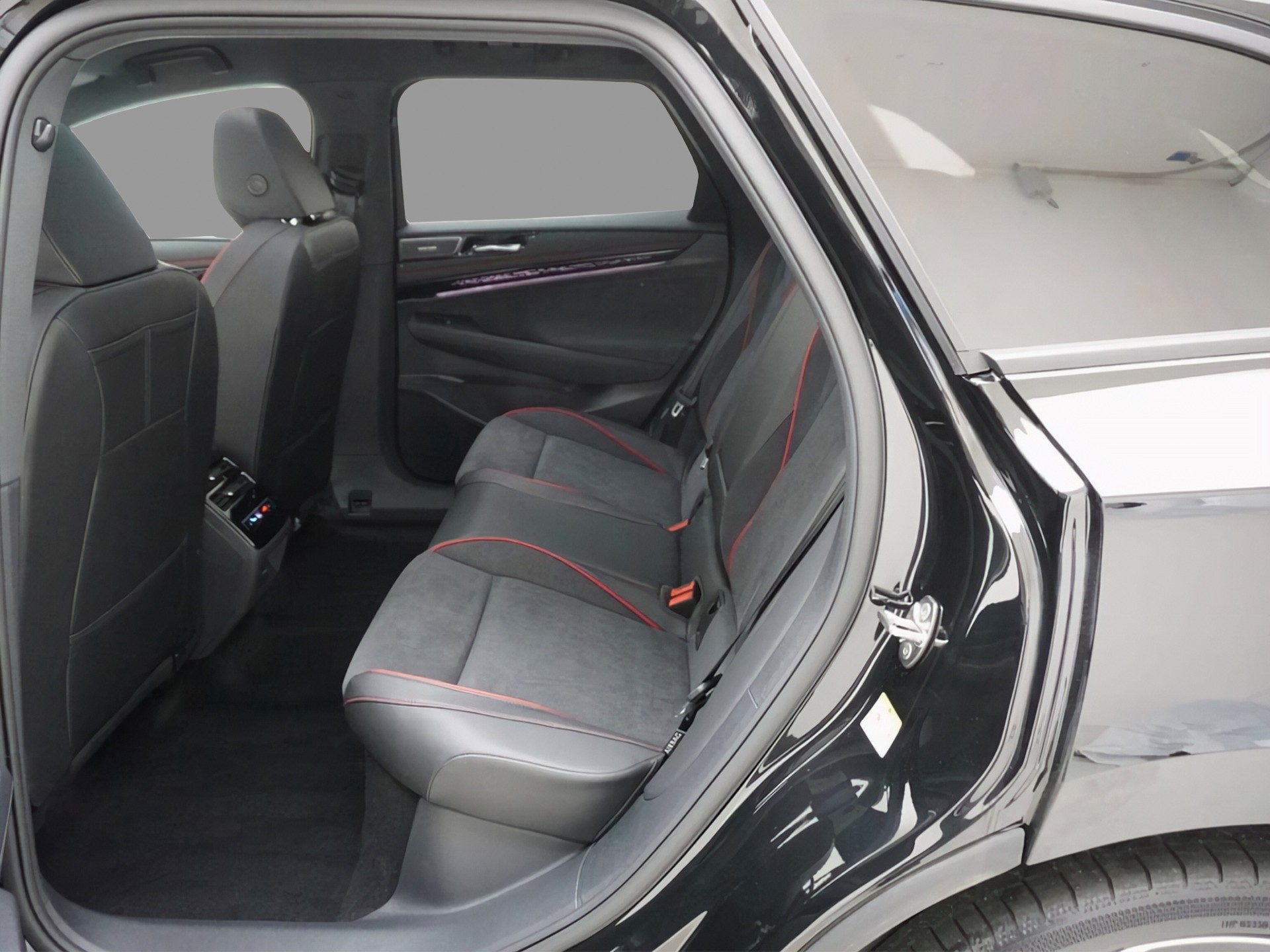 VW ID.7 Tourer GTX 4motion-image-11