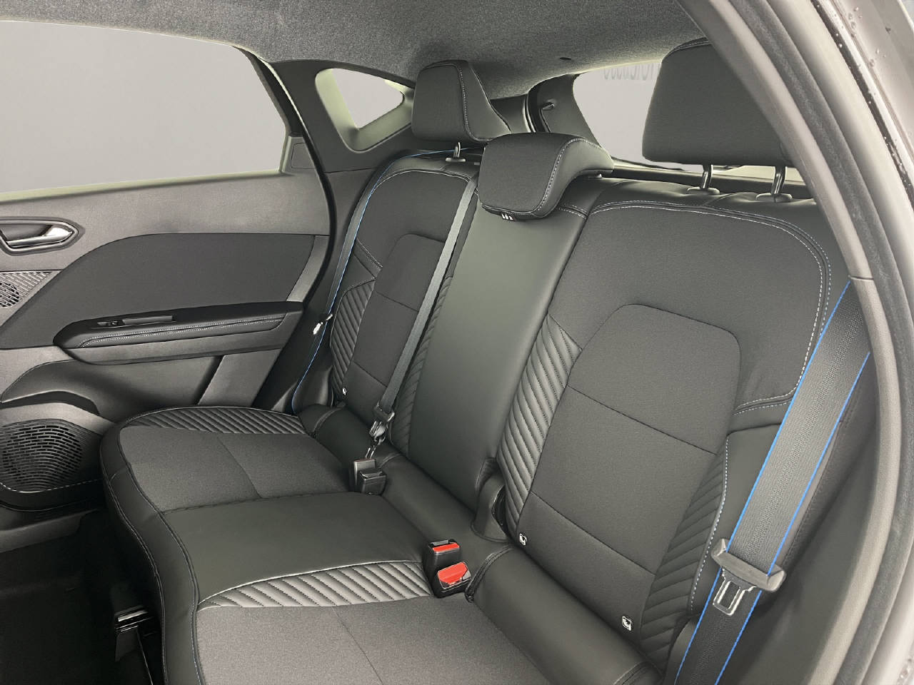 RENAULT Captur 1.8 E-Tech esprit Alpine-image-16