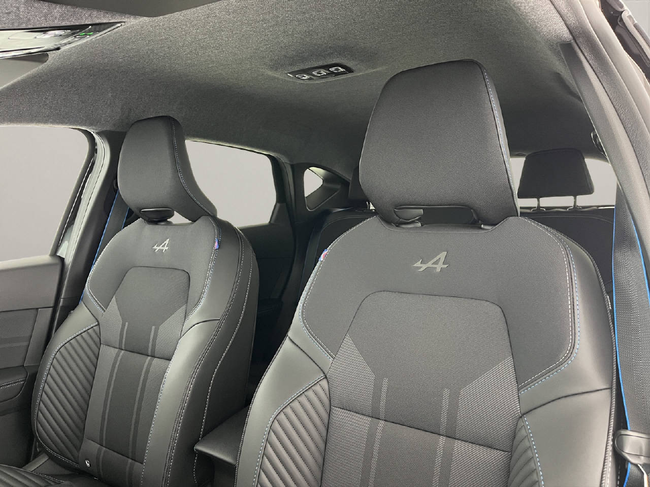 RENAULT Captur 1.8 E-Tech esprit Alpine-image-14
