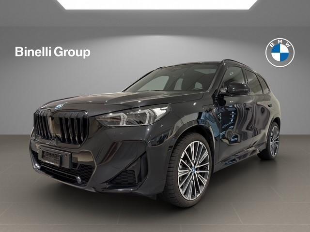 BMW X1 30e xDrive paddles-image-0