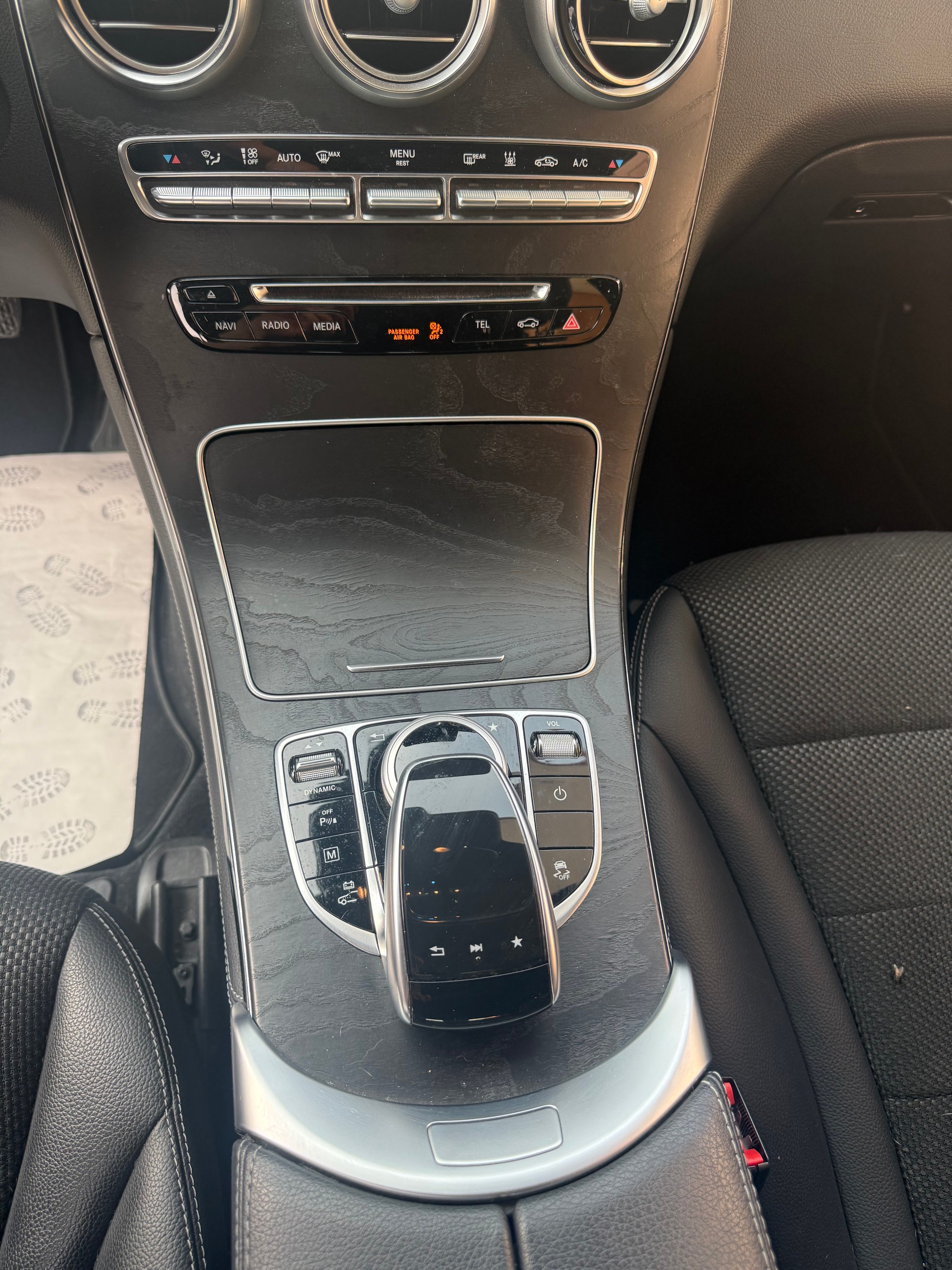 MERCEDES-BENZ GLC 350 e Exclusive 4Matic 7G-Tronic-image-14