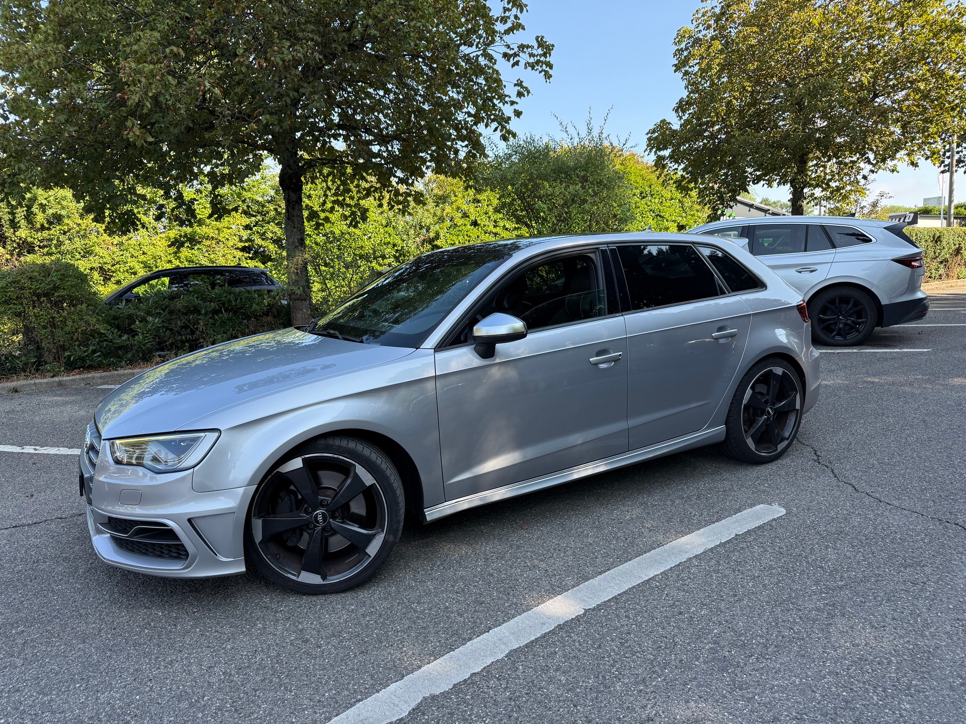 AUDI S3 Sportback S-Line 2.0 TFSI quattro S-tronic-image-2