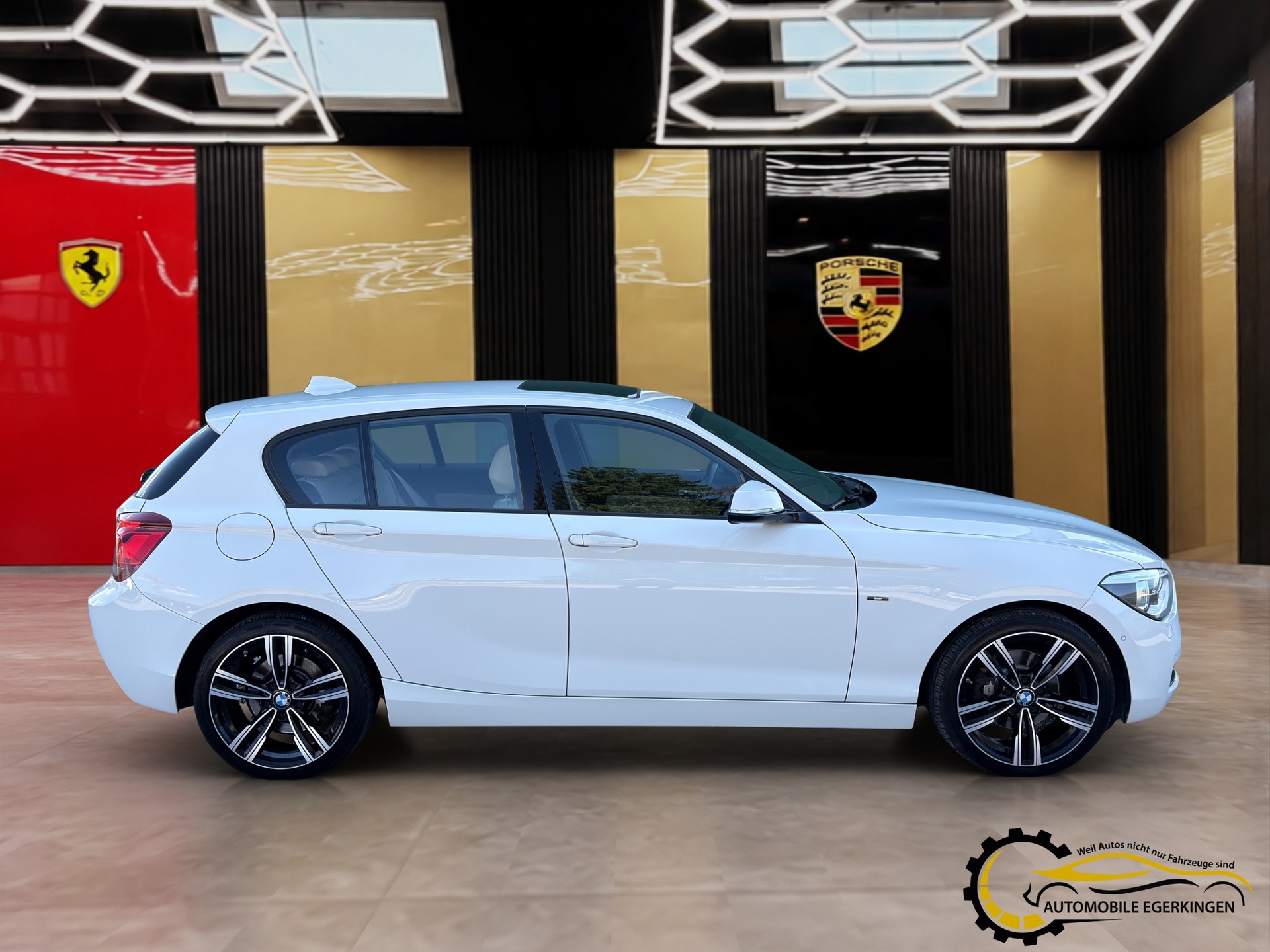 BMW 120d xDrive Sport Line-image-3