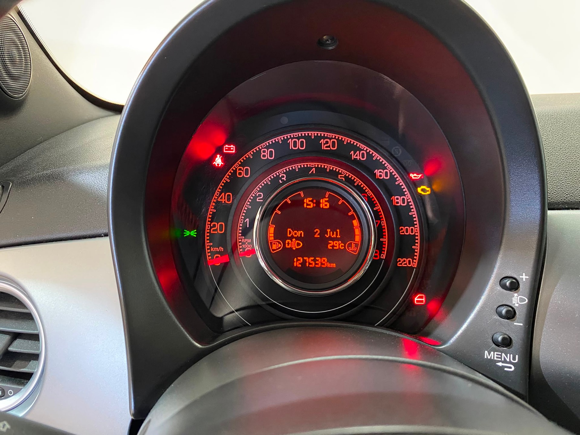 FIAT 500 1.2 Sport-image-10