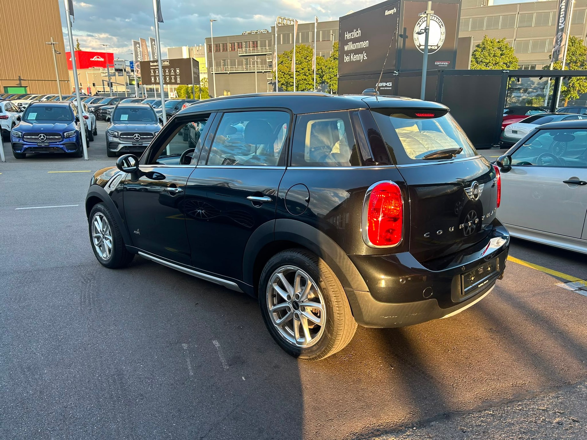 MINI Countryman Cooper ALL4-image-3