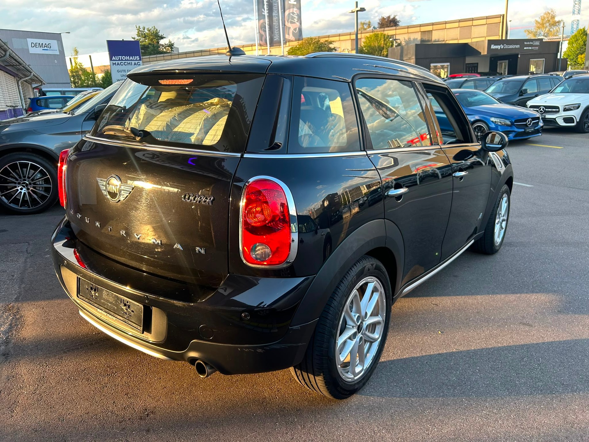 MINI Countryman Cooper ALL4-image-5