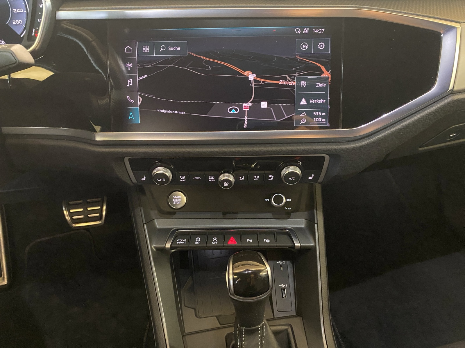 AUDI Q3 Sportback 35 TFSI S line S-tronic-image-10