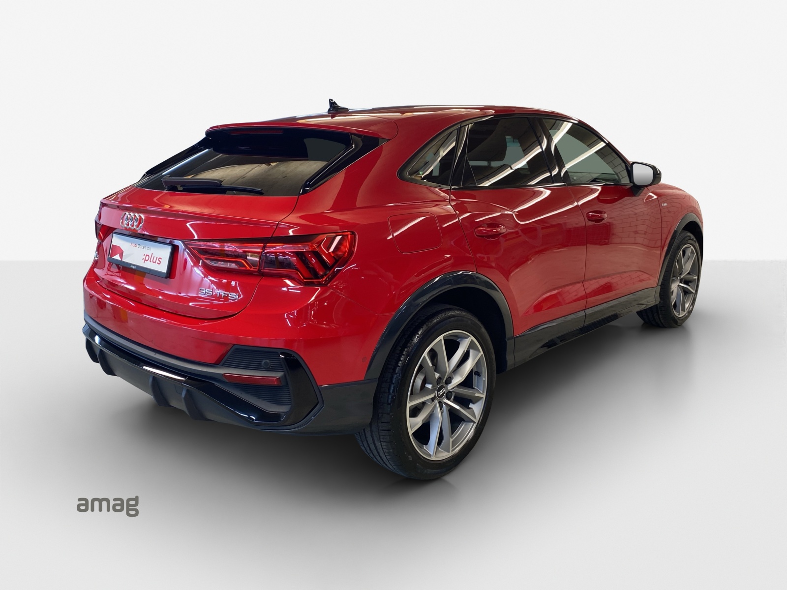 AUDI Q3 Sportback 35 TFSI S line S-tronic-image-4