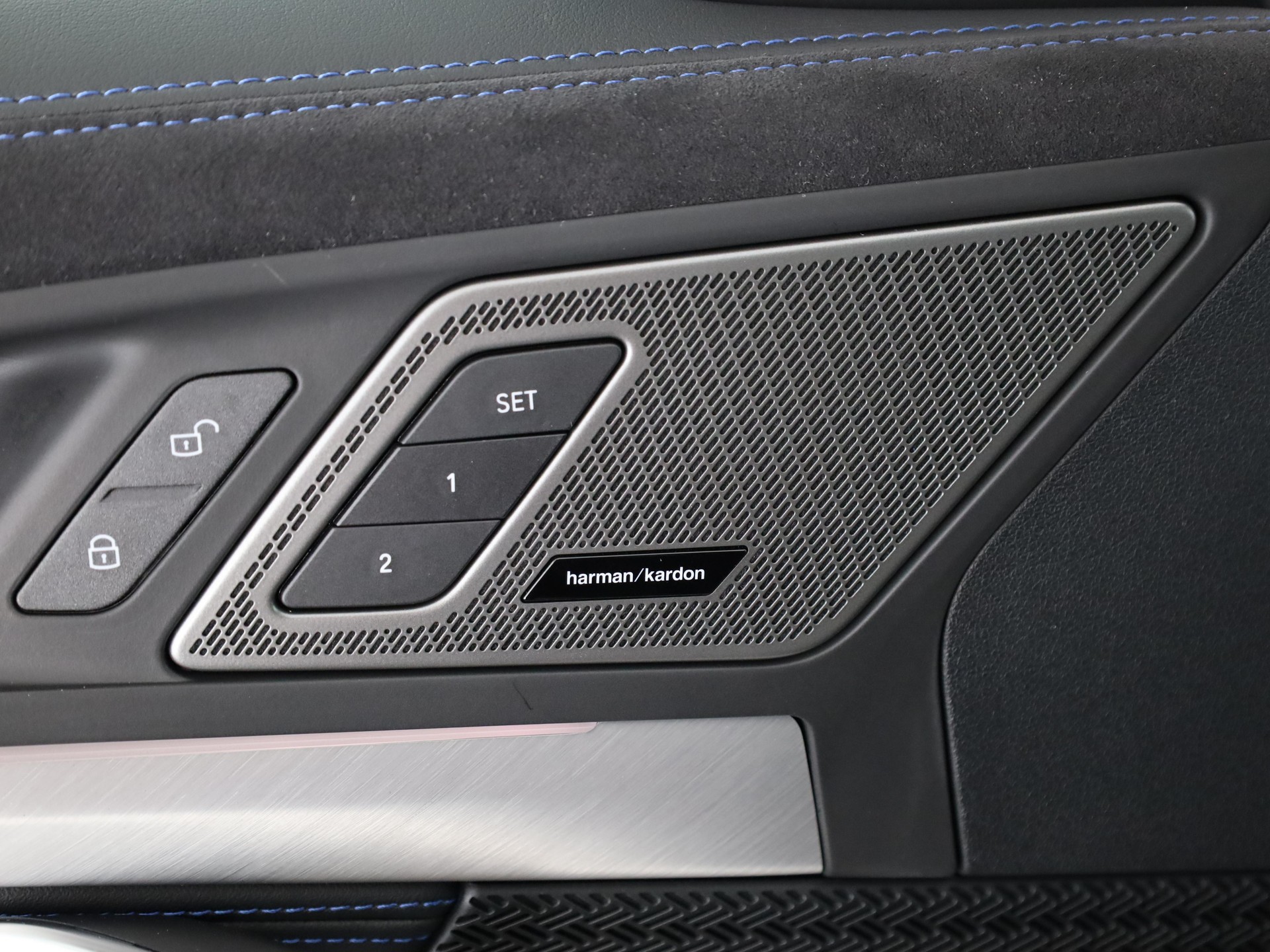 BMW X1 23i xDrive-image-13