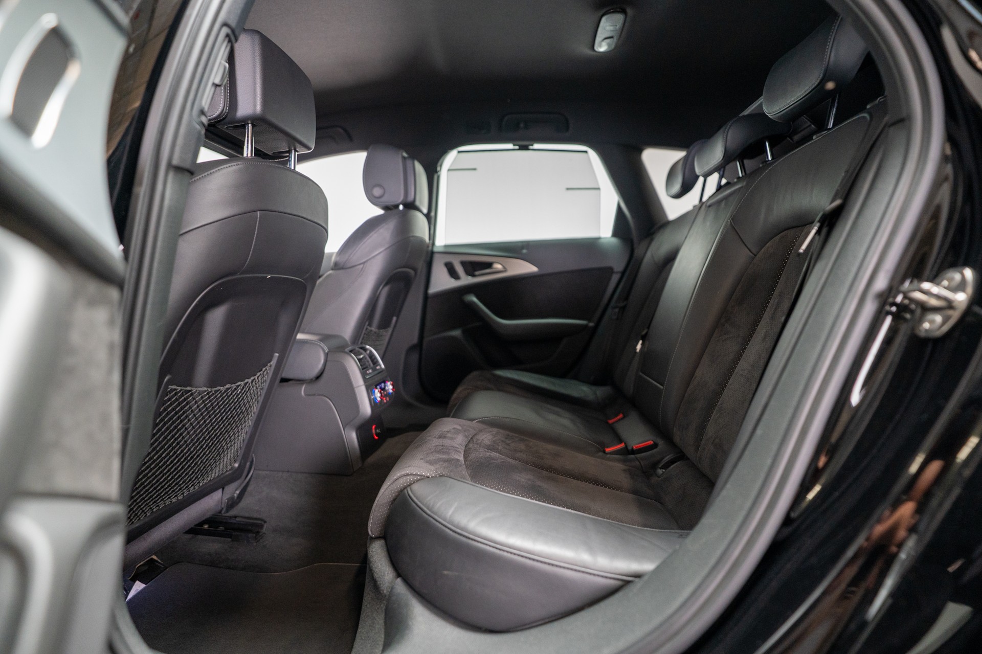 AUDI A6 Avant 3.0 V6 TDI 204 quattro S-Tr. / CH-Fahrzeug / Tempomat / Virtual Cockpit-image-10