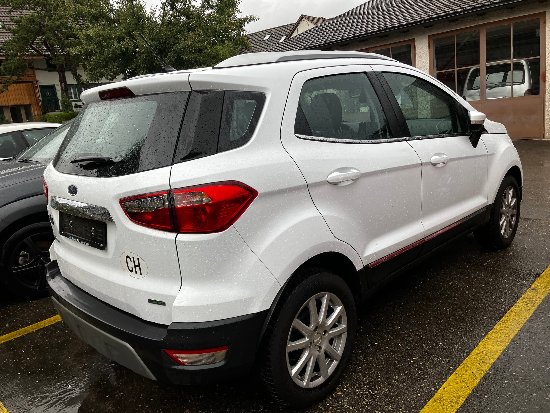FORD EcoSport 1.0 SCTi Business Automat-image-1