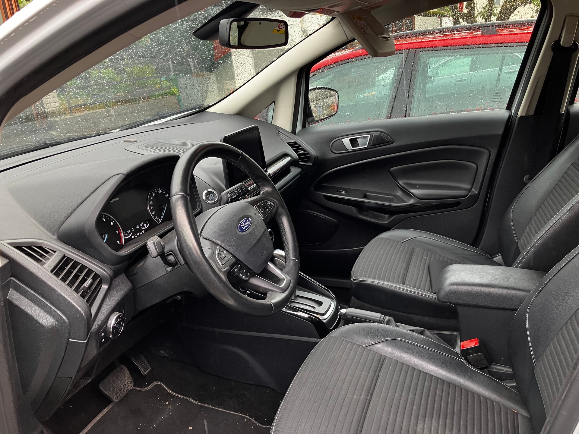 FORD EcoSport 1.0 SCTi Business Automat-image-4