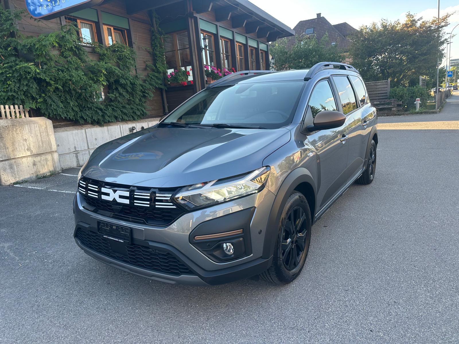 DACIA Jogger HEV 140 Extreme-showroom-element-1