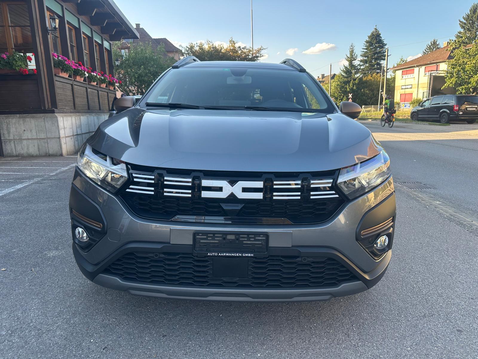 DACIA Jogger HEV 140 Extreme-image-4