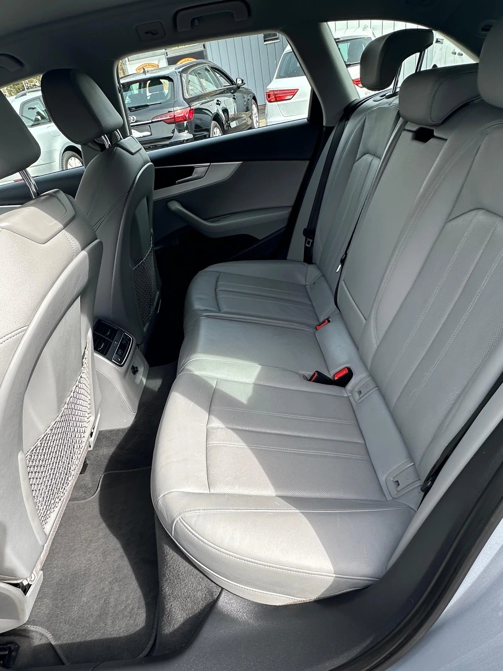 AUDI A4 Avant 40 TDI advanced Attraction quattro S-tronic ** 204 PS ** Voll-Leder ** Gr-Navi ** RF-Kamera ** HUD ** Anh-Kupplung-image-12