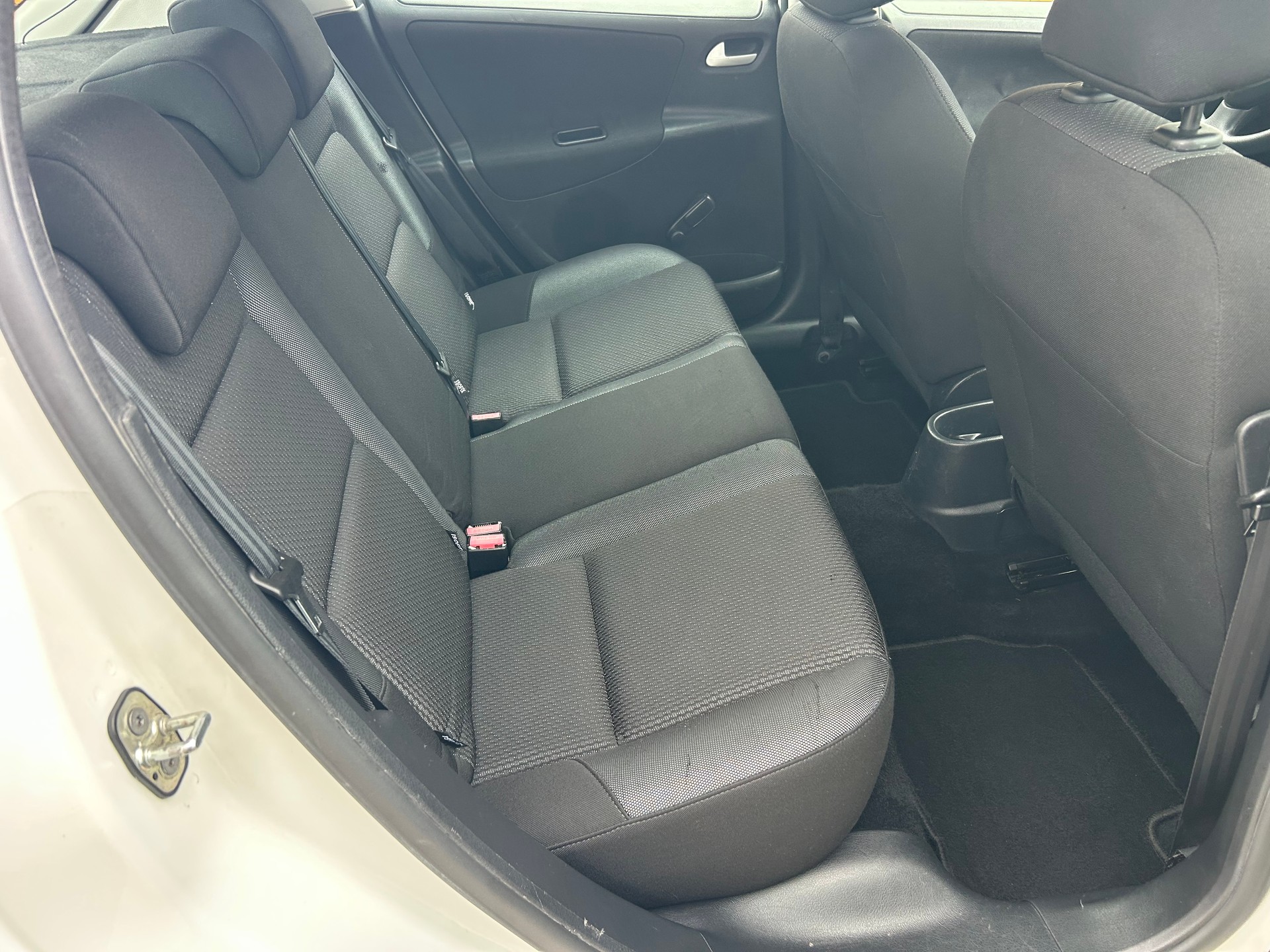 PEUGEOT 207 1.4 16V Trendy Clim-image-8