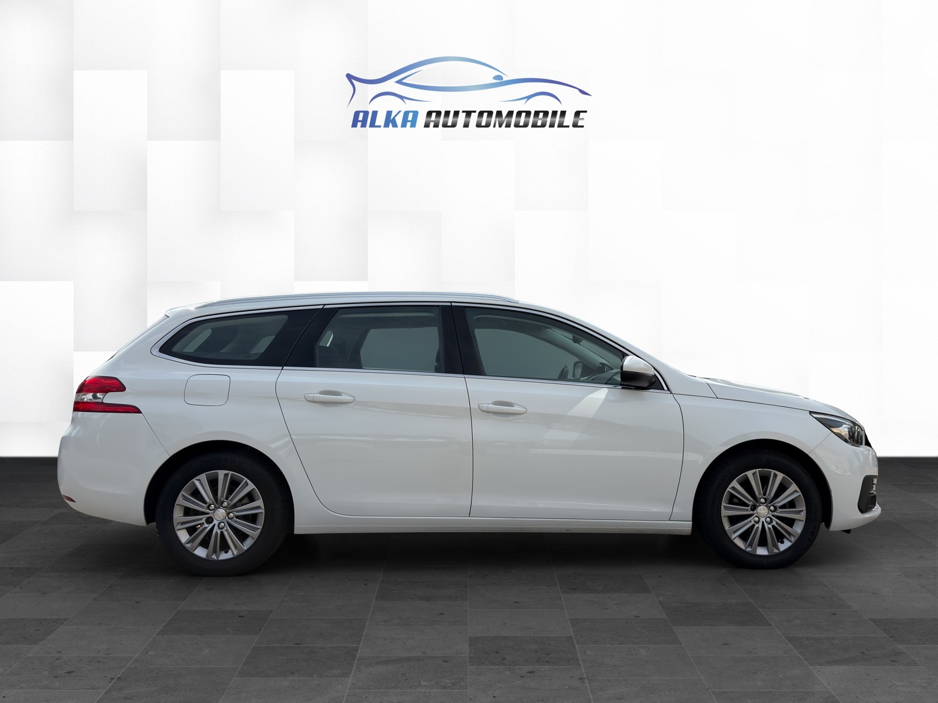 PEUGEOT 308 SW 1.5 BlueHDI Allure EAT8-image-7
