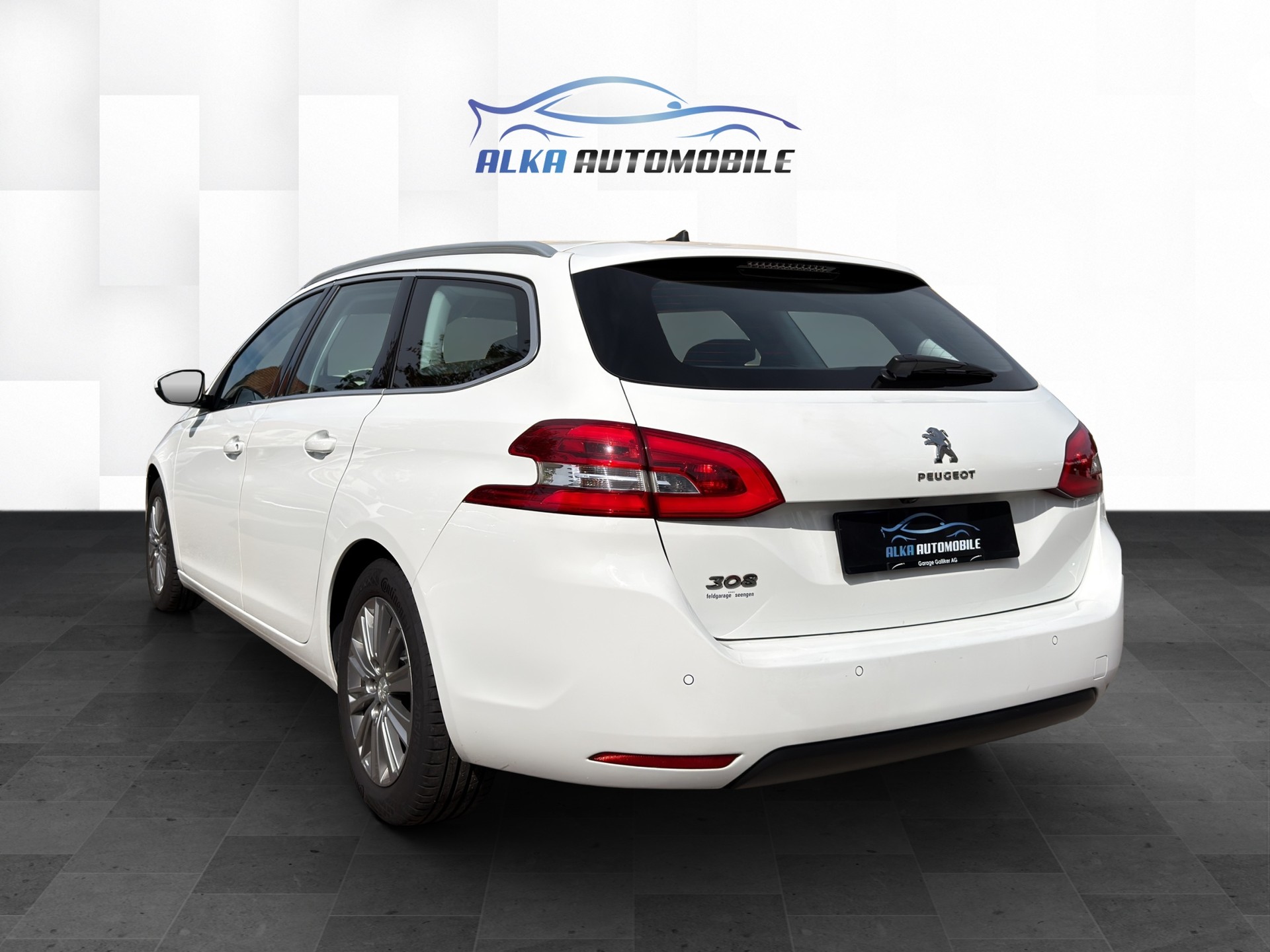 PEUGEOT 308 SW 1.5 BlueHDI Allure EAT8-image-4