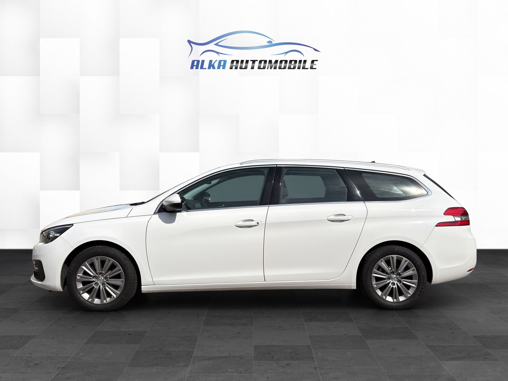 PEUGEOT 308 SW 1.5 BlueHDI Allure EAT8-image-3