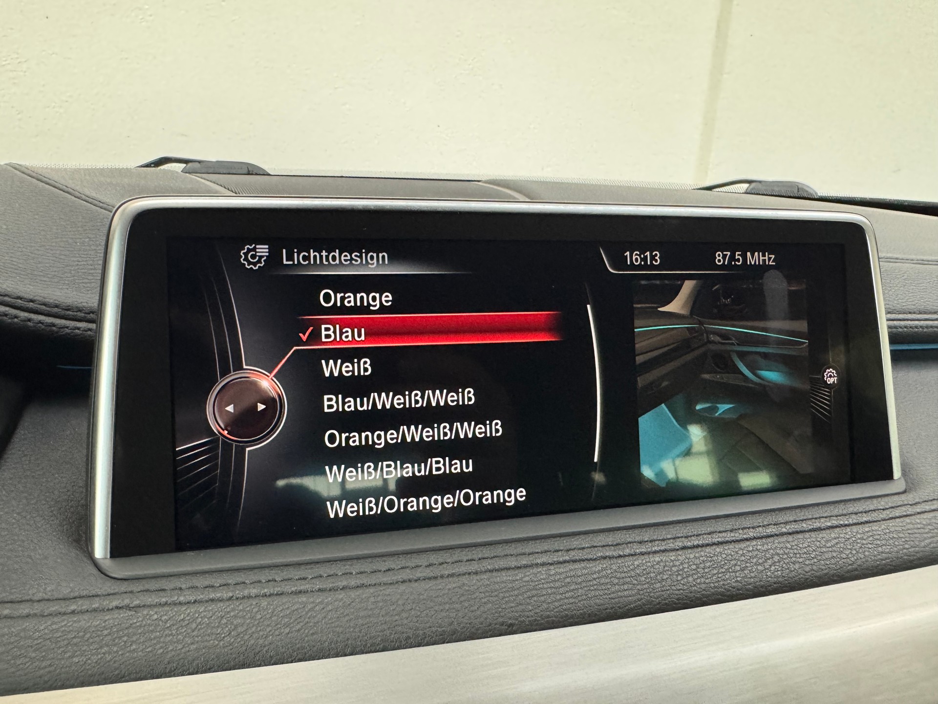 BMW X6 xDrive 30d Steptronic M-Sportpaket-image-24
