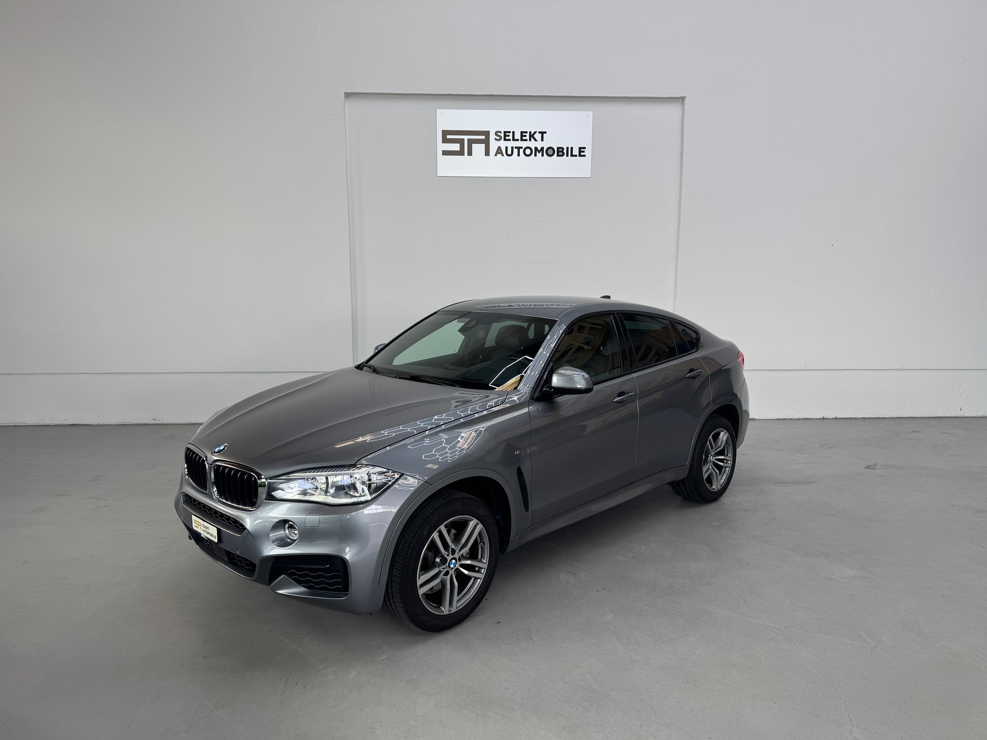 BMW X6 xDrive 30d Steptronic M-Sportpaket-image-0