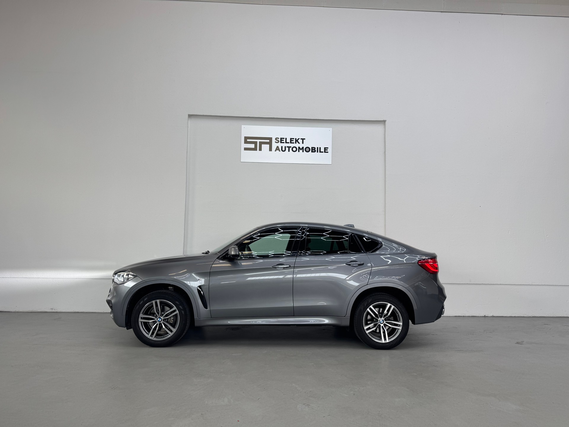 BMW X6 xDrive 30d Steptronic M-Sportpaket-image-3