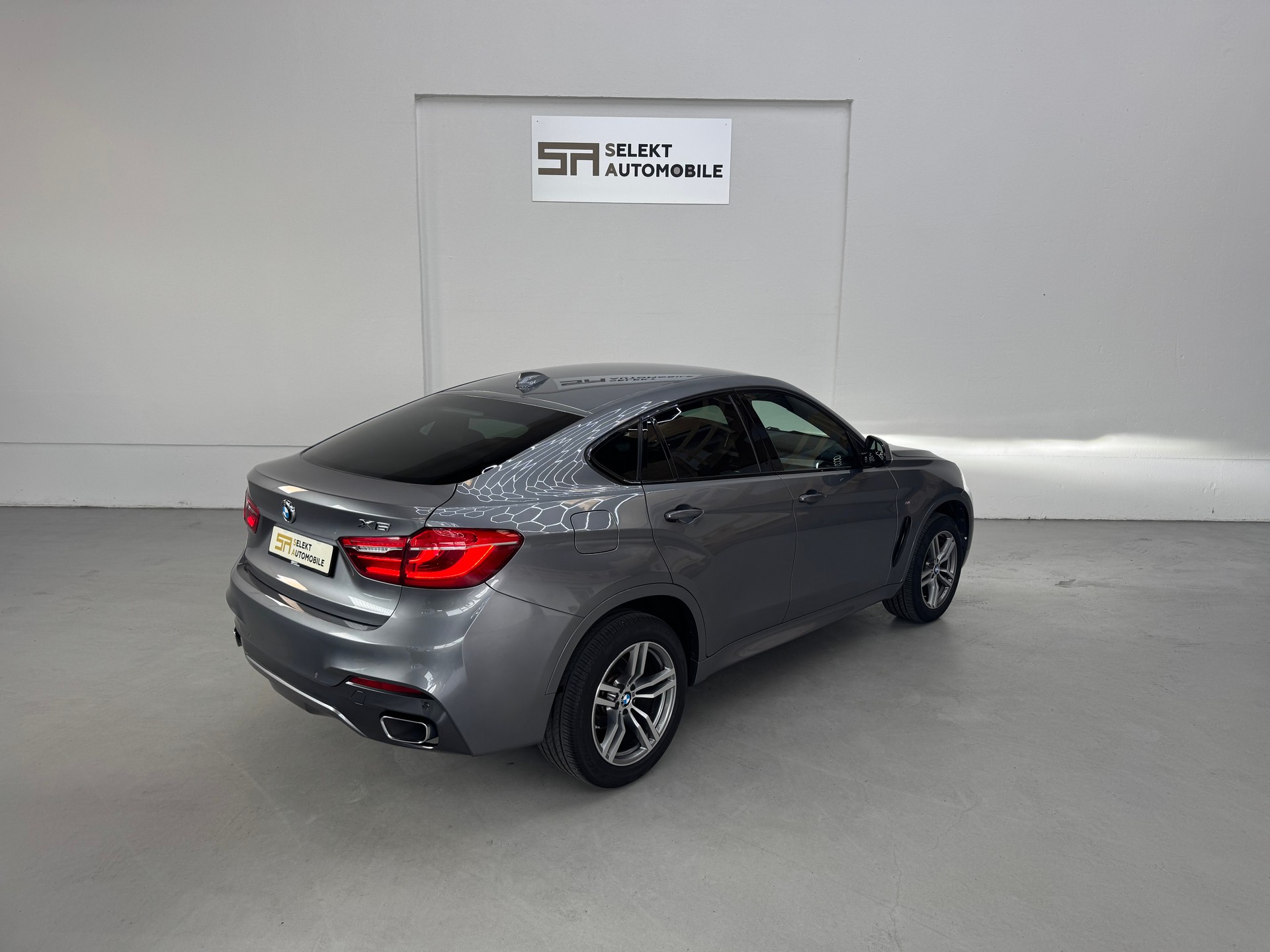 BMW X6 xDrive 30d Steptronic M-Sportpaket-image-5