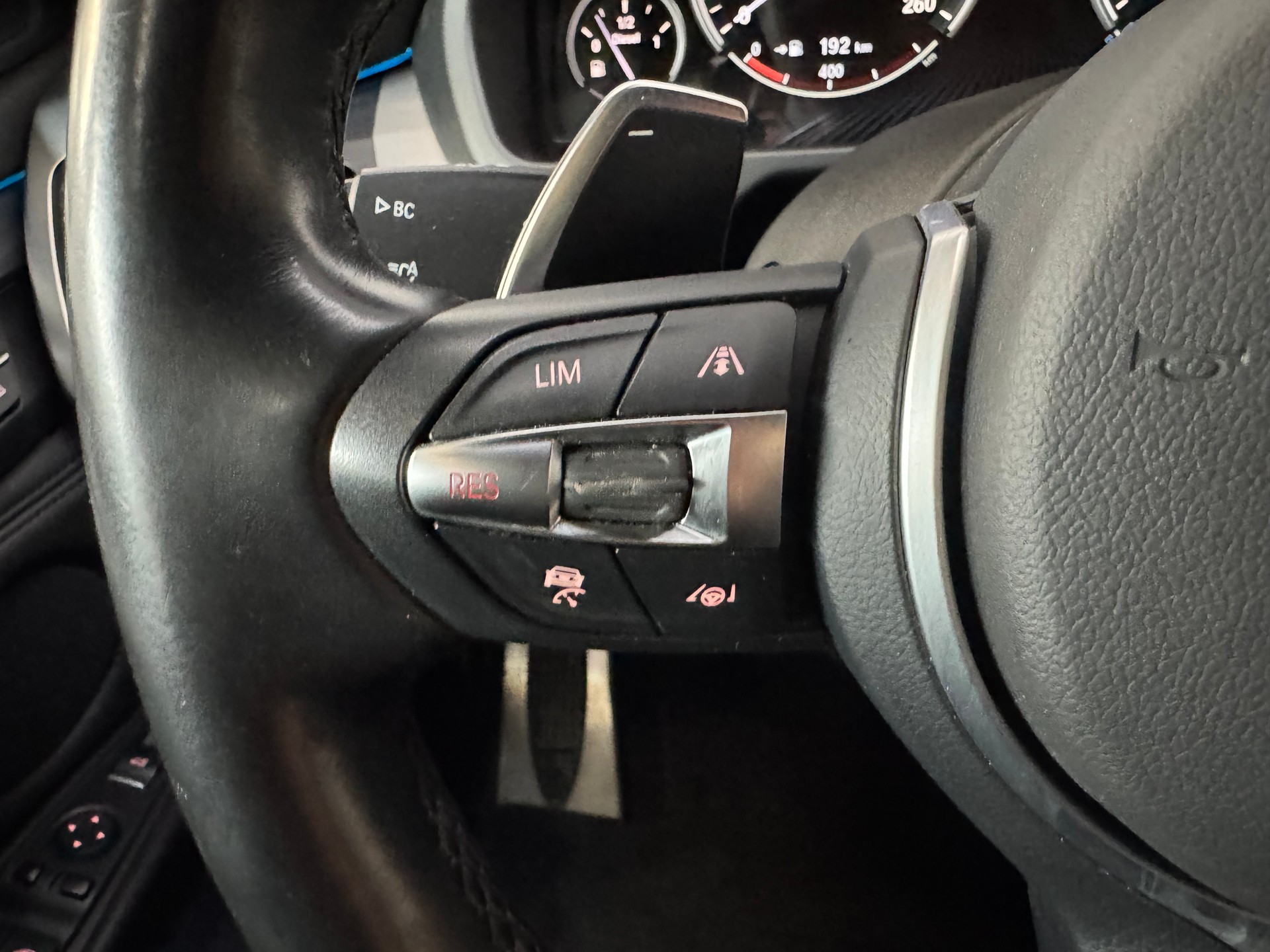 BMW X6 xDrive 30d Steptronic M-Sportpaket-image-15