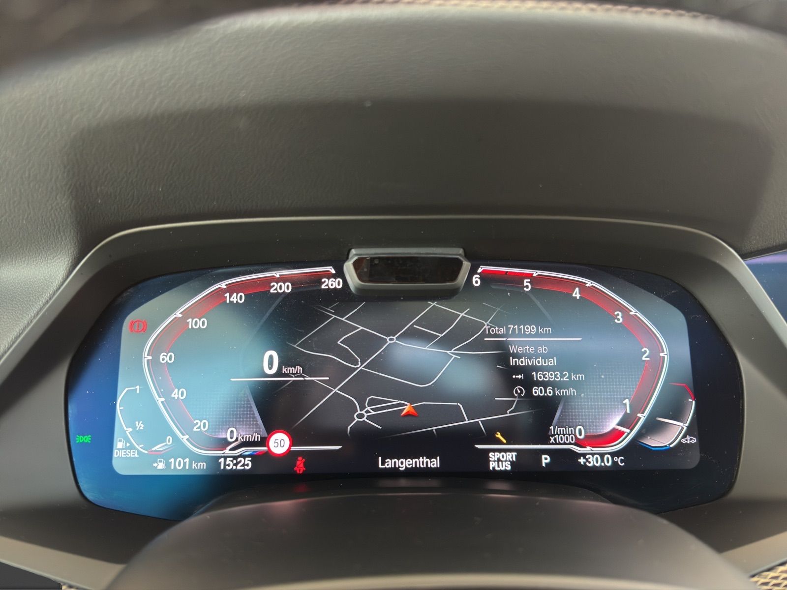 BMW X6 xDrive 48V 40d Steptronic M Sport-image-11