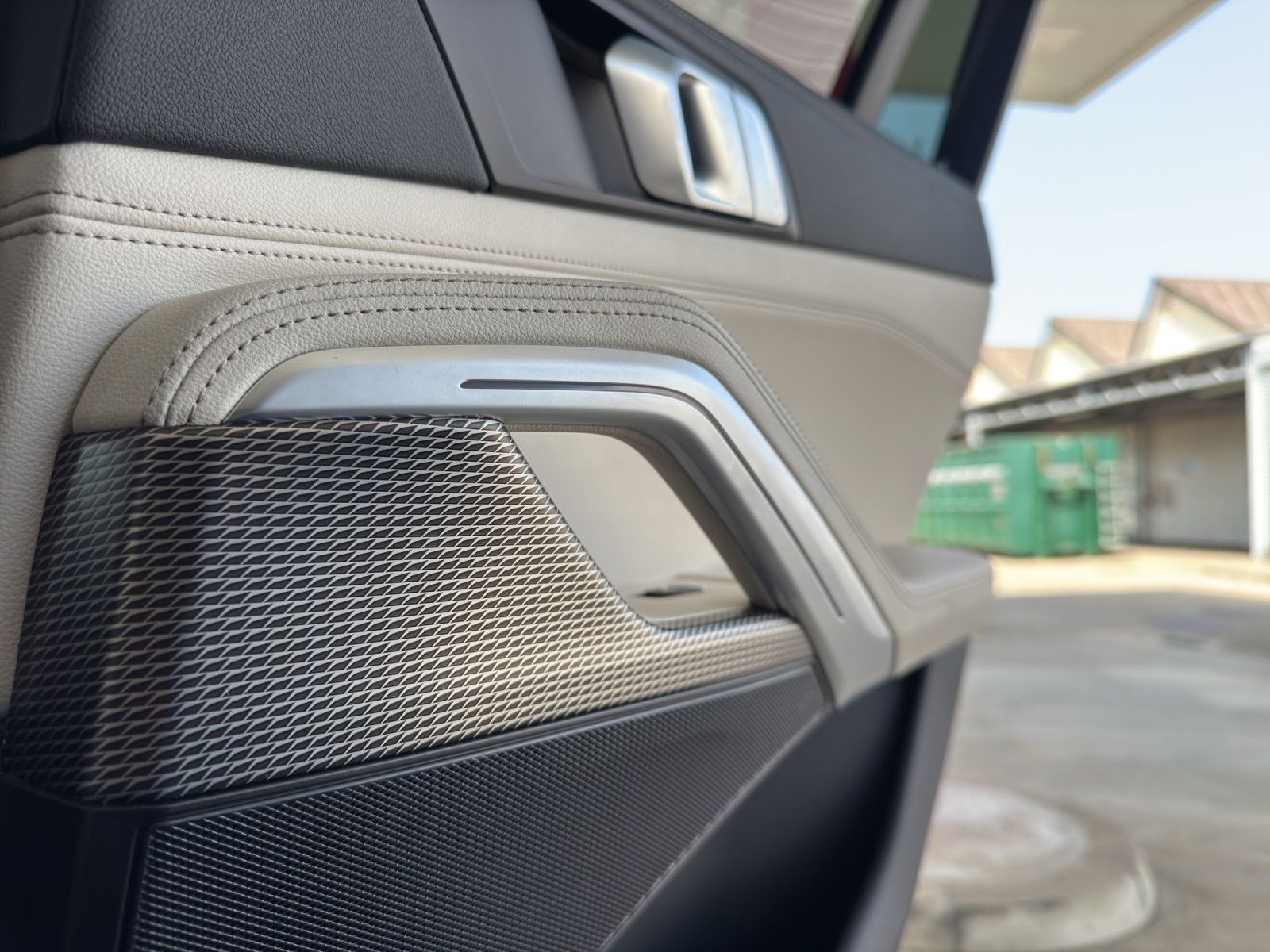 BMW X6 xDrive 48V 40d Steptronic M Sport-image-21