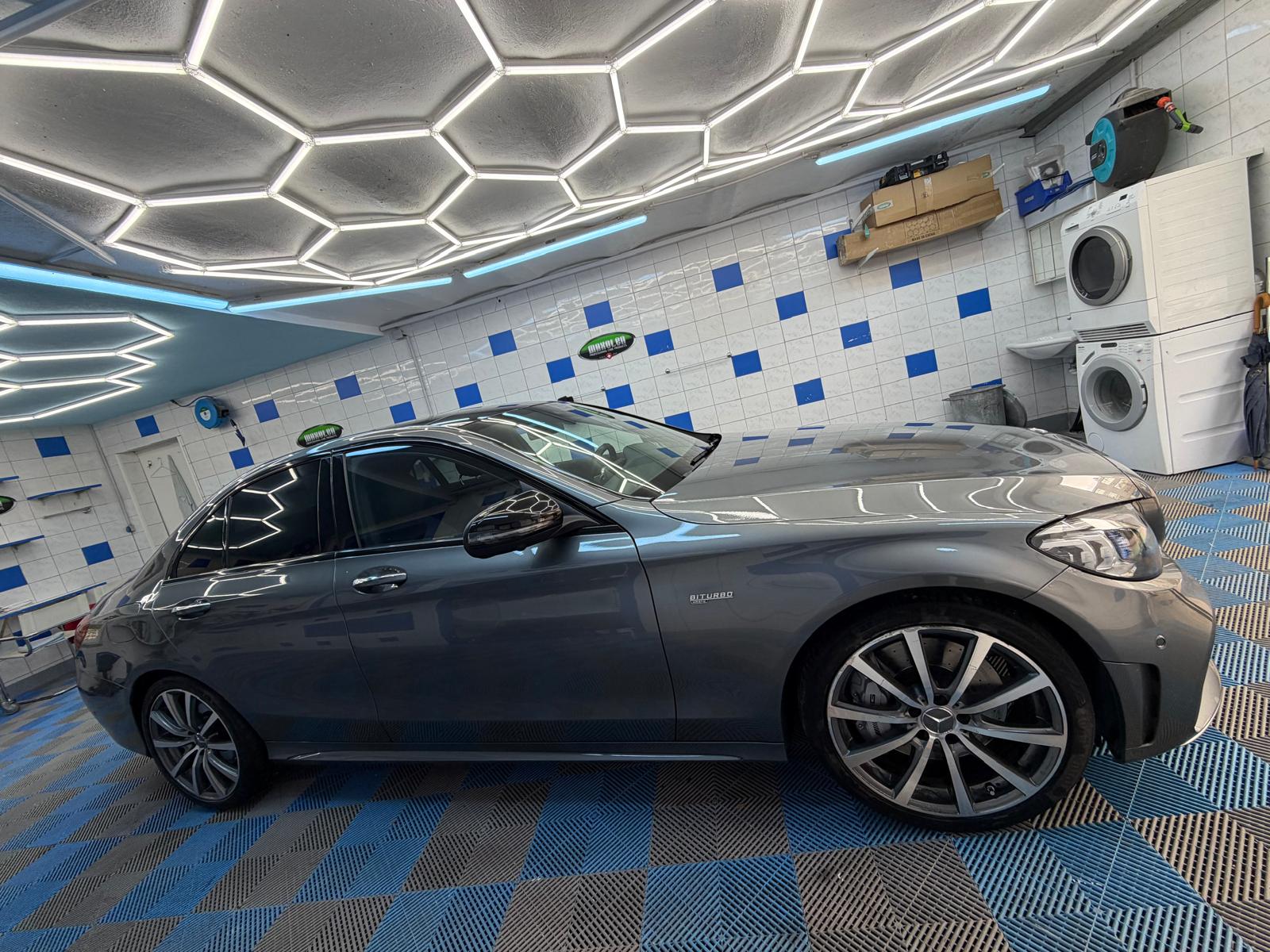 MERCEDES-BENZ C 43 AMG 4Matic Speedshift TCT 9G-image-5