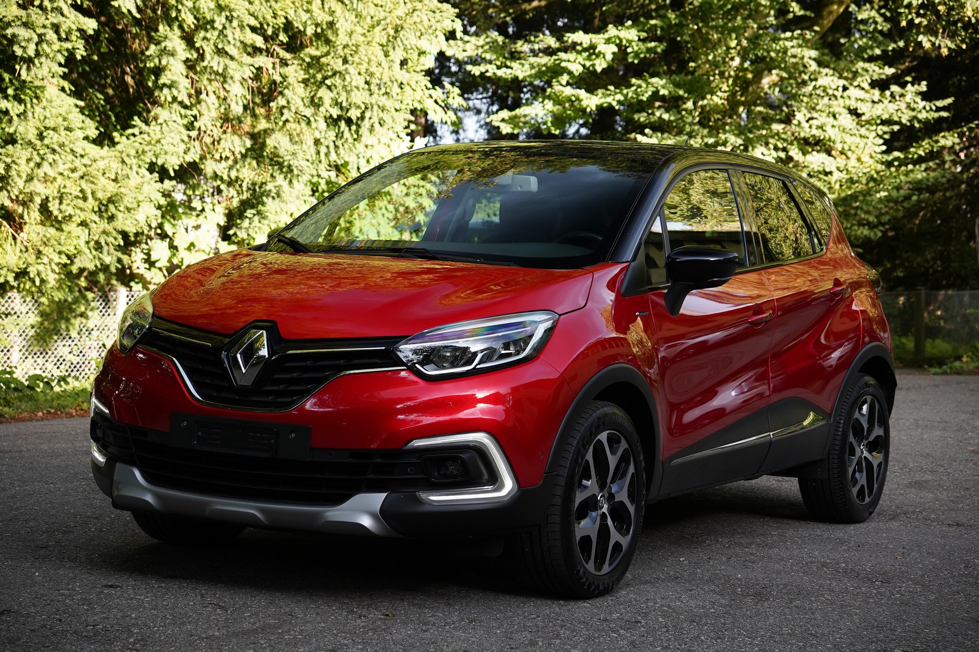 RENAULT Captur 1.2 T 16V Editione One EDC-image-6