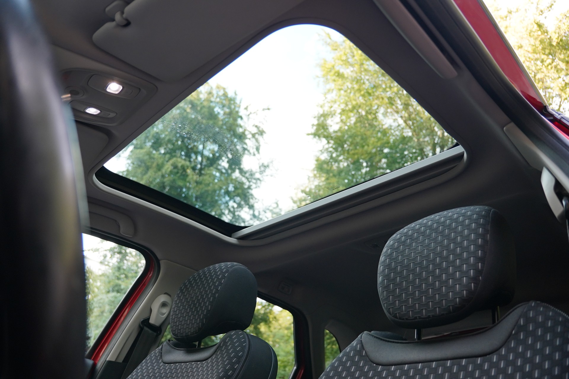 RENAULT Captur 1.2 T 16V Editione One EDC-image-27