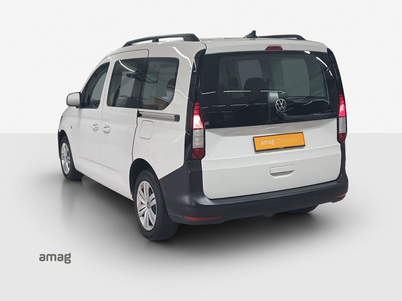 VW Caddy 2.0 TDI 4Motion-image-2