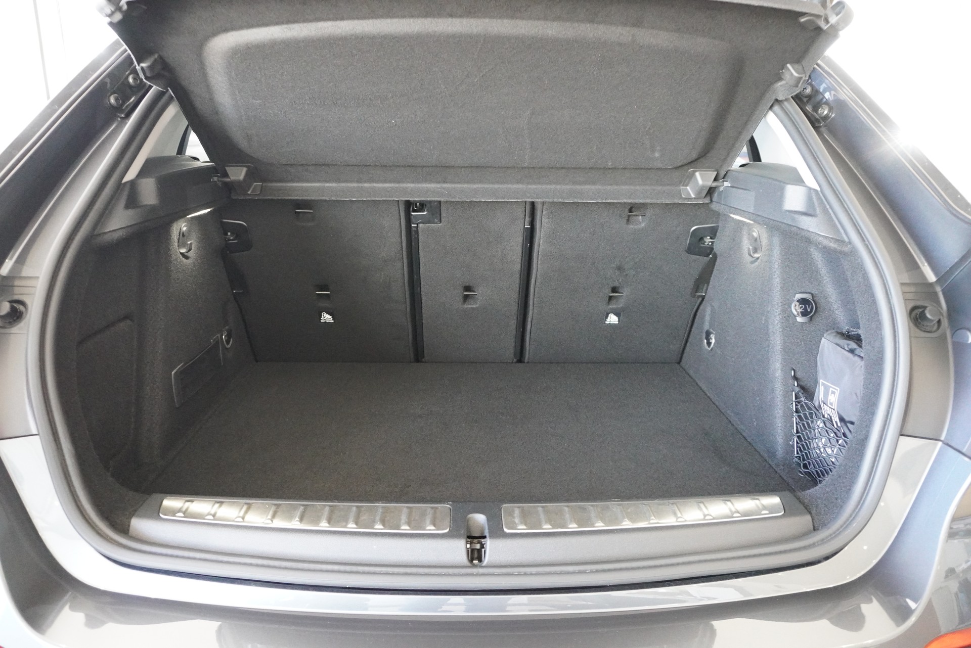 BMW 120d xDrive Steptronic Sport Line-image-17