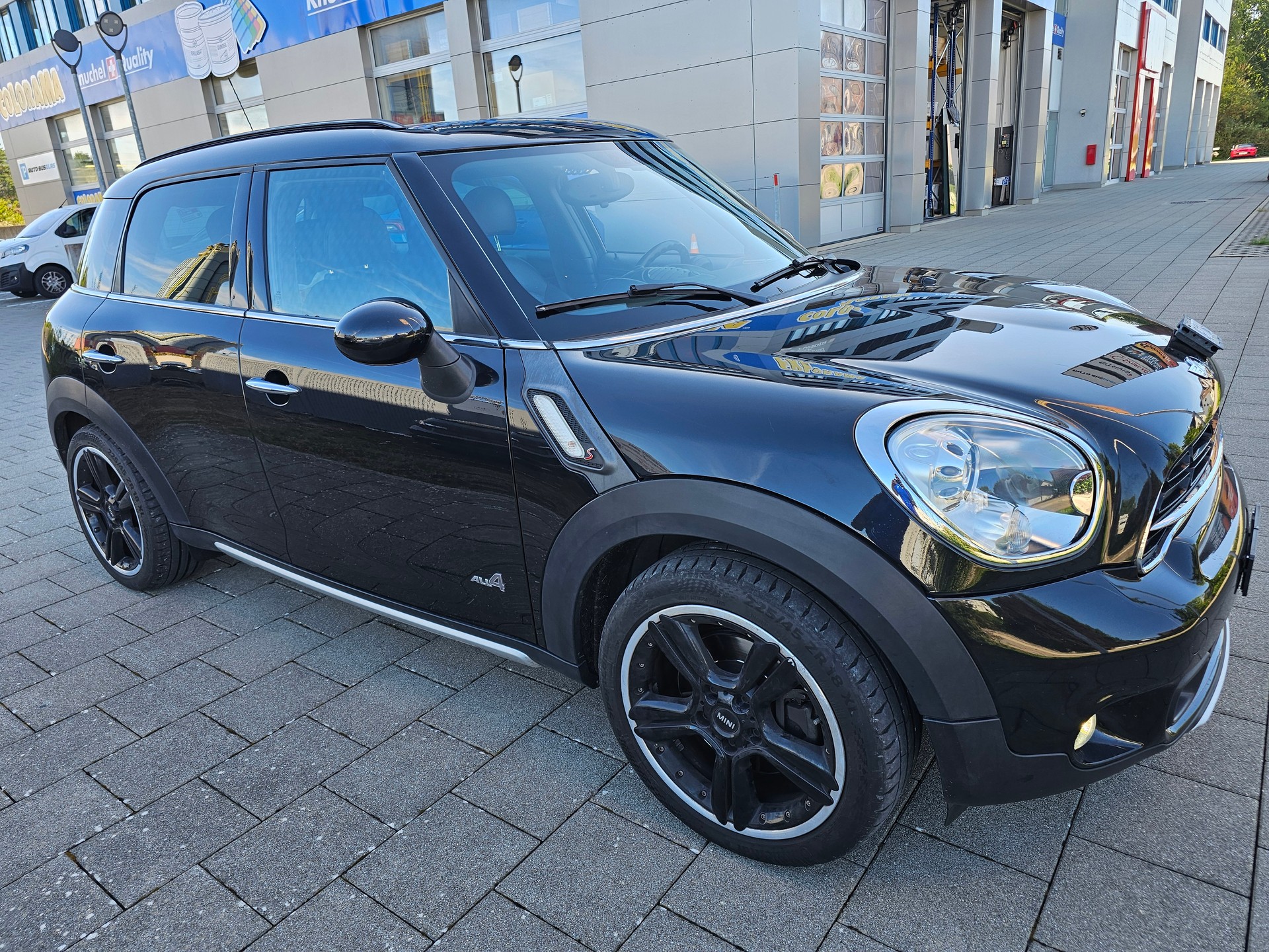 MINI Countryman Cooper S ALL4 Steptronic-image-2