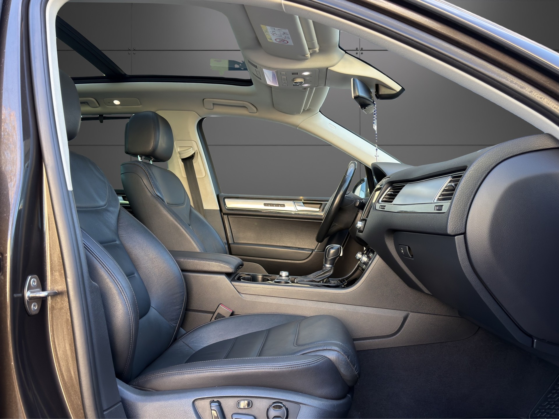 VW Touareg 3.0 TDI BlueMotion Technology Tiptronic Pano/MFK-image-13