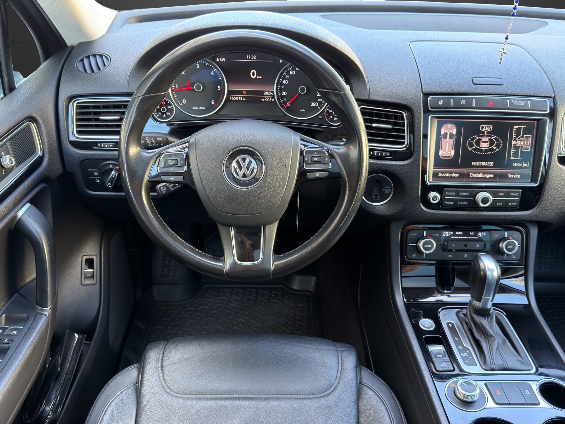 VW Touareg 3.0 TDI BlueMotion Technology Tiptronic Pano/MFK-image-10