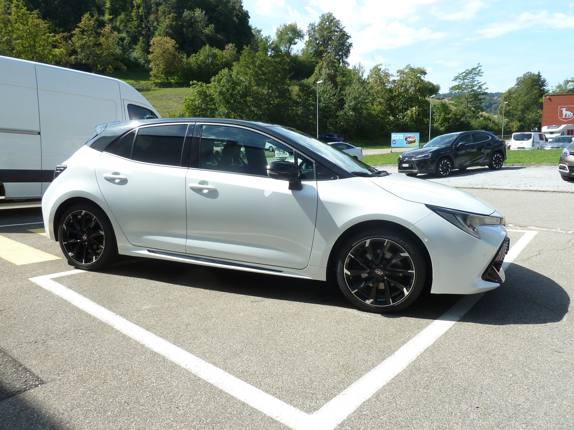 TOYOTA Corolla 2.0 HSD GR-S e-CVT-image-7