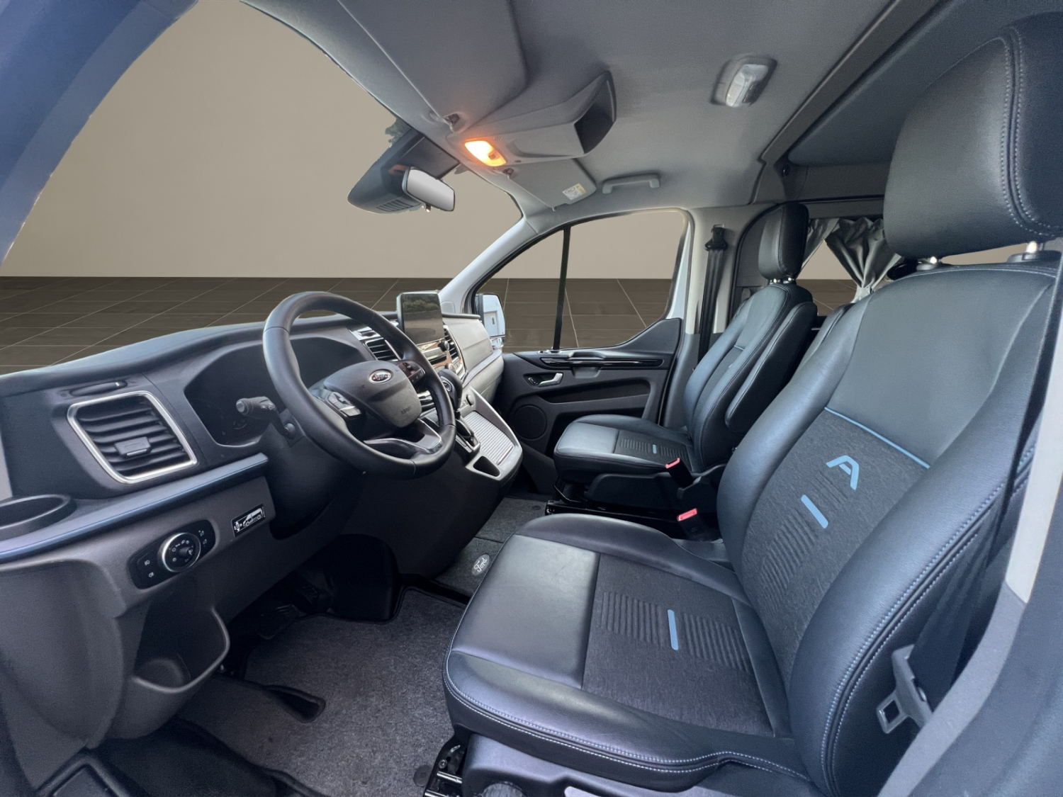 FORD Transit C Nugget 340 L2 2.0 TD-image-7