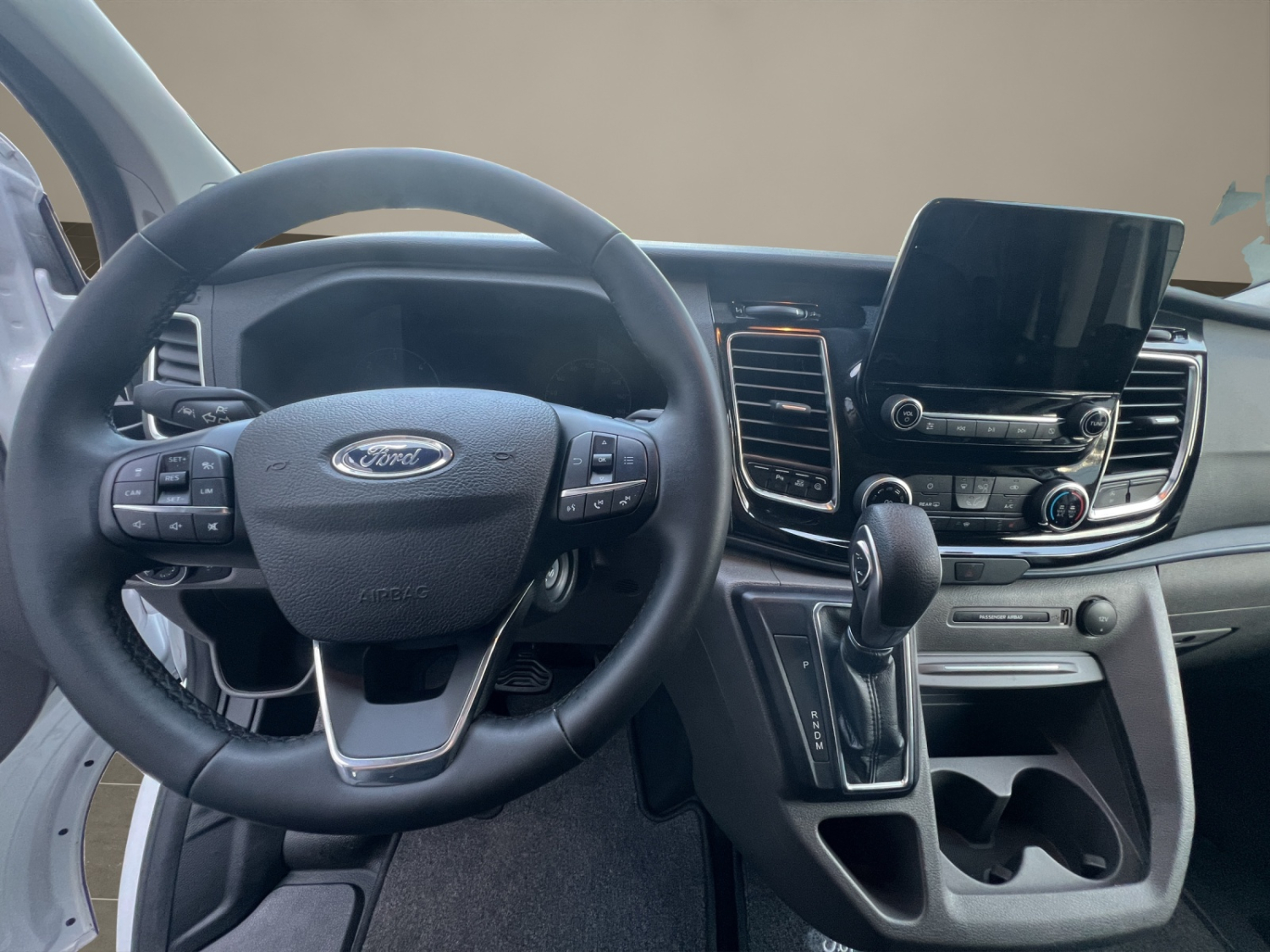 FORD Transit C Nugget 340 L2 2.0 TD-image-6