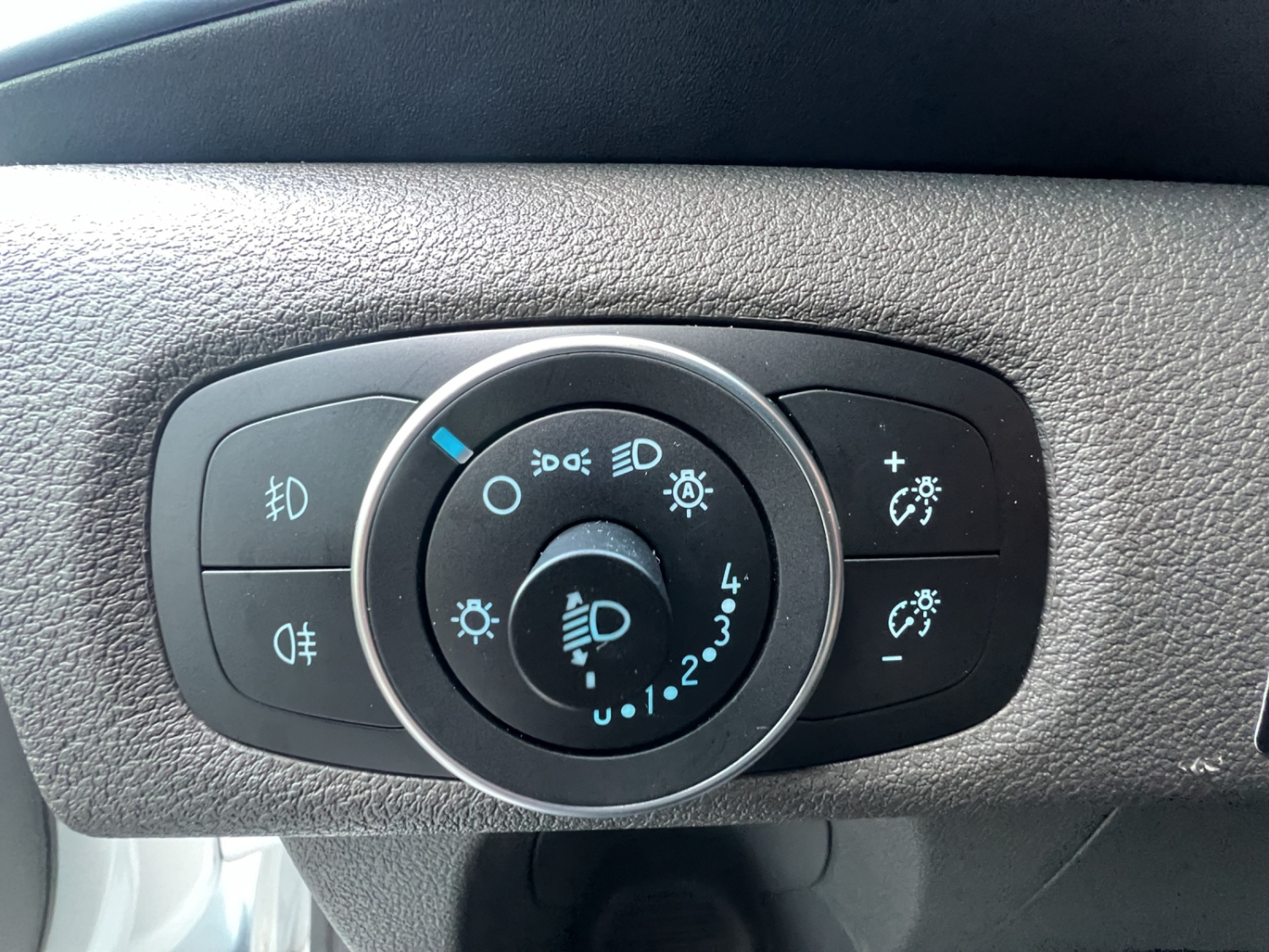 FORD Transit C Nugget 340 L2 2.0 TD-image-11