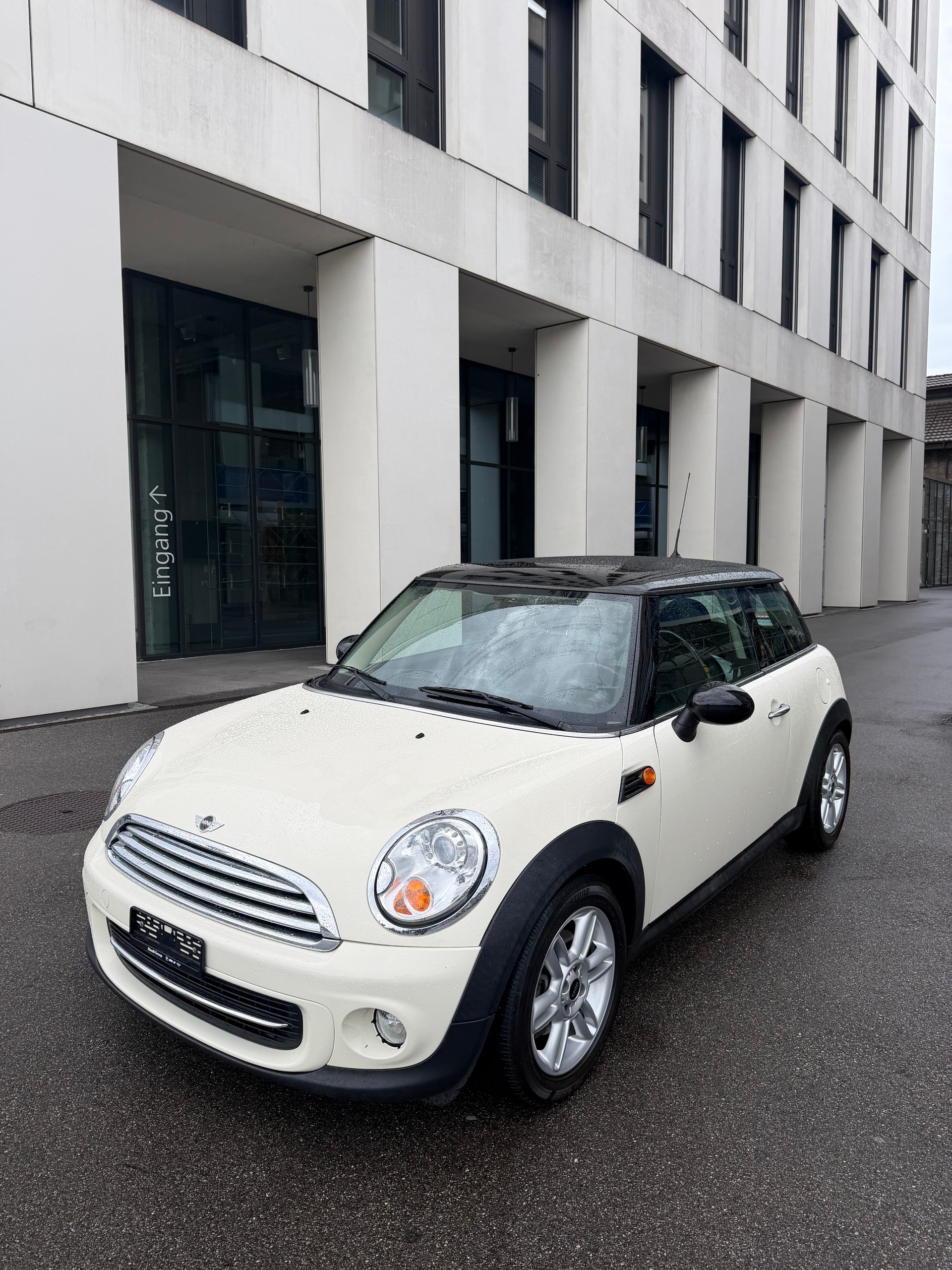 MINI Cooper-image-1