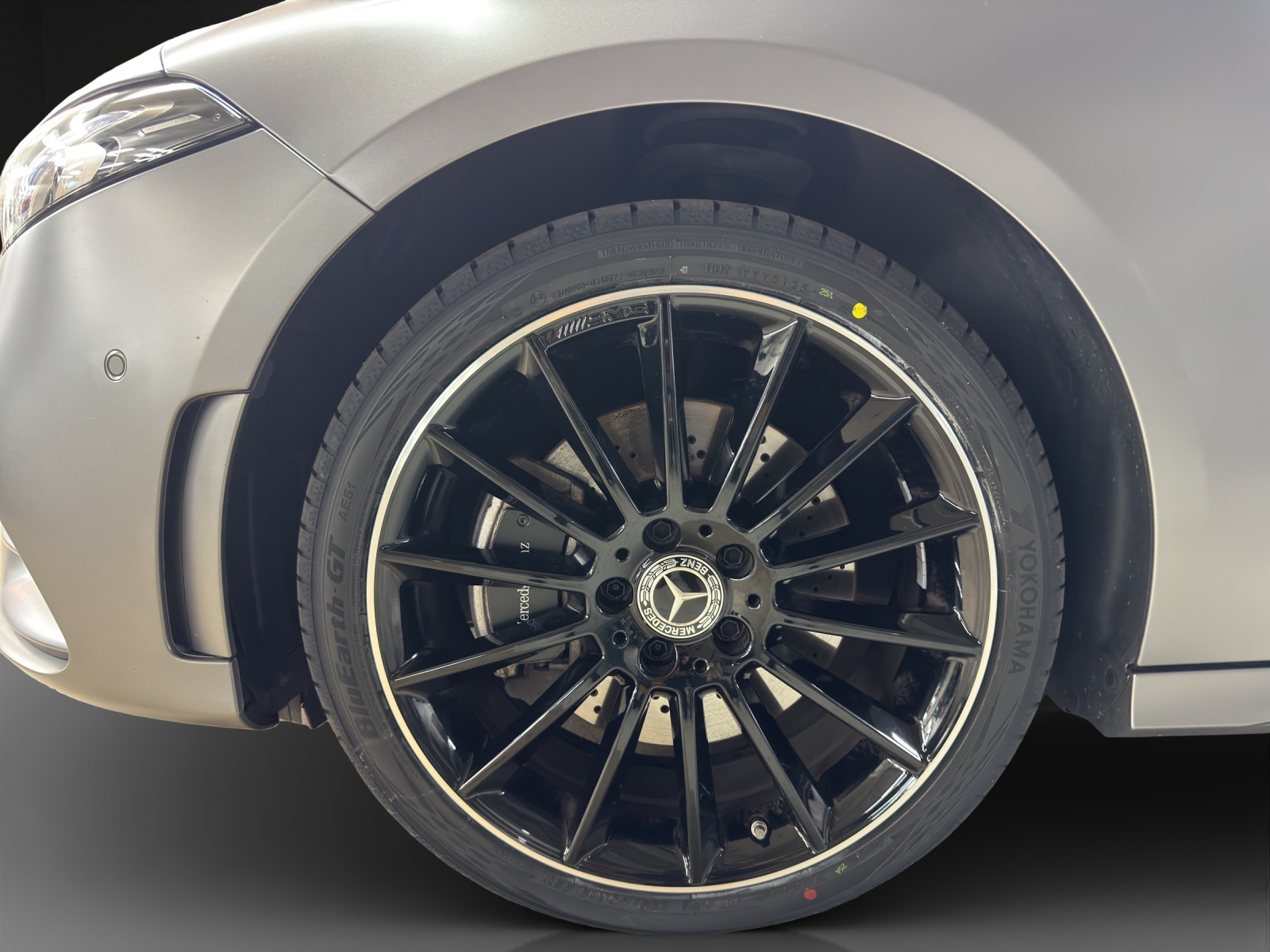 MERCEDES-BENZ A 250e AMG Line-image-7