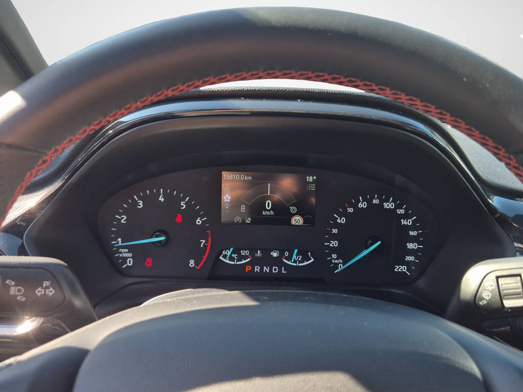 FORD Fiesta 1.0 EcoB Hybrid ST-Line X-image-10