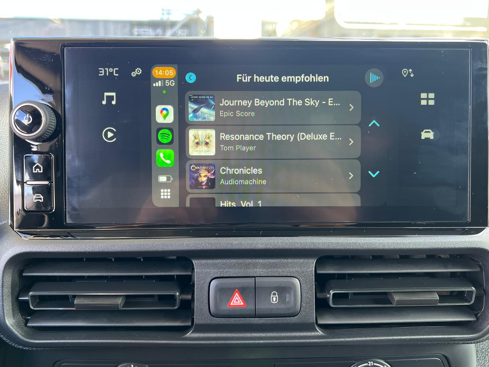 CITROEN Berlingo M 1.2 PureTech 110 First S/S-image-23