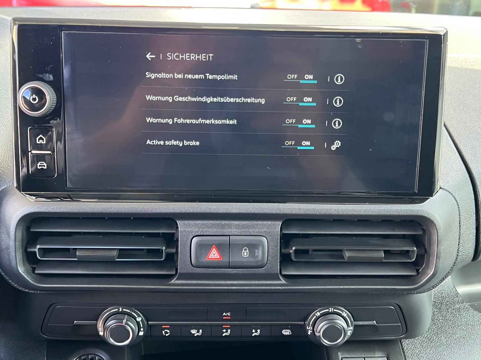 CITROEN Berlingo M 1.2 PureTech 110 First S/S-image-20
