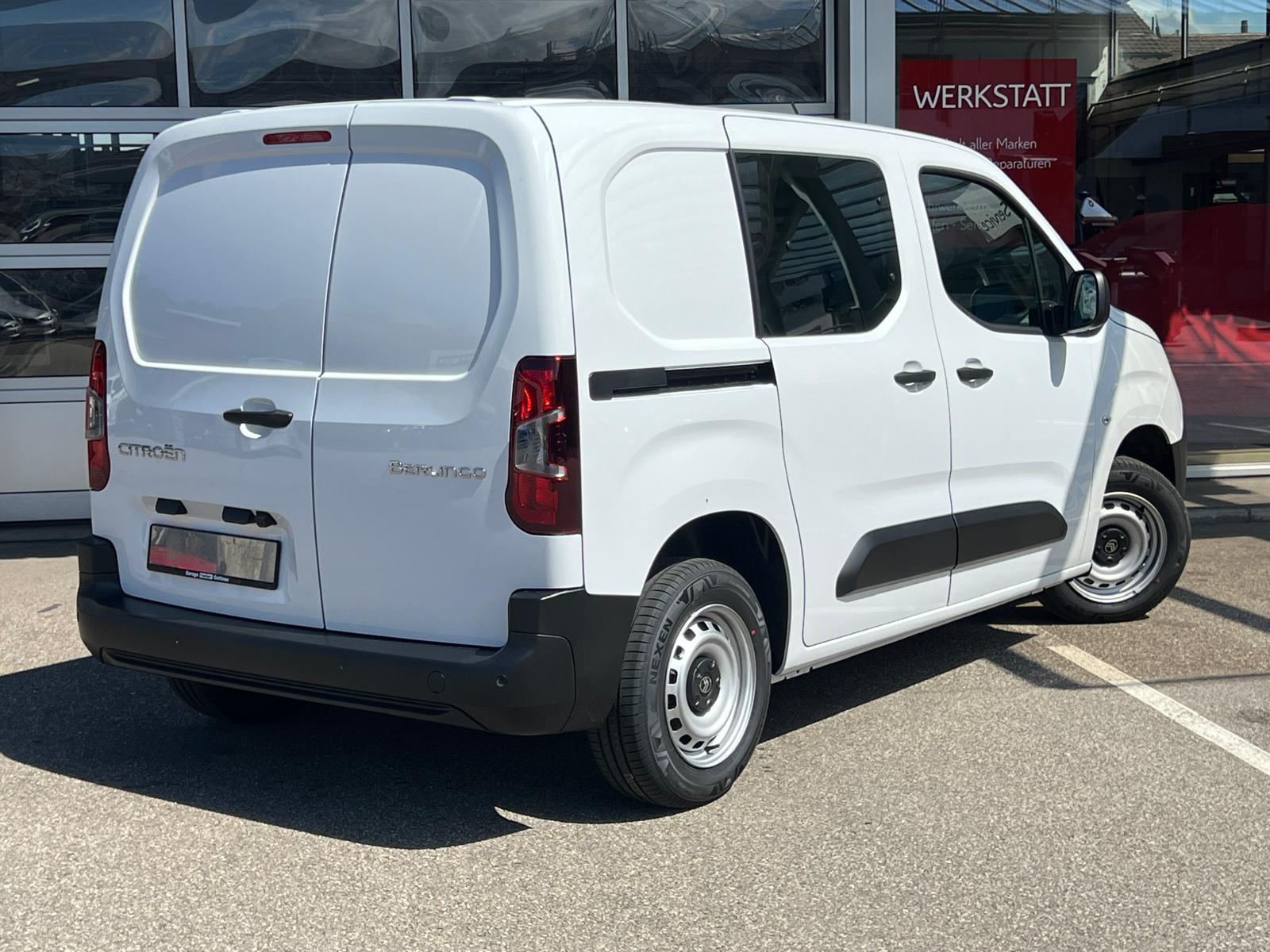 CITROEN Berlingo M 1.2 PureTech 110 First S/S-image-8
