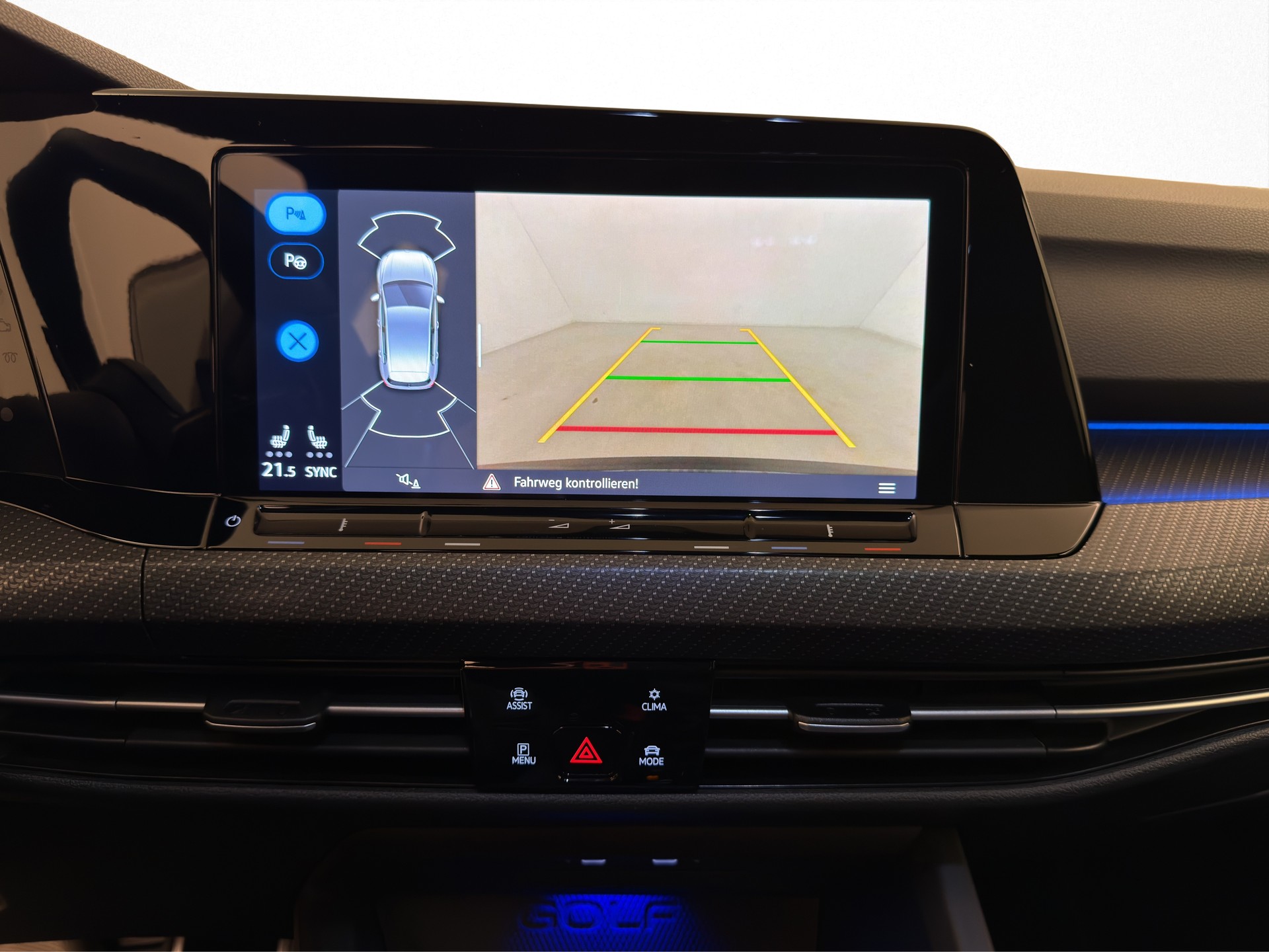 VW Golf 8 2.0 TSI R DSG 4motion-image-11