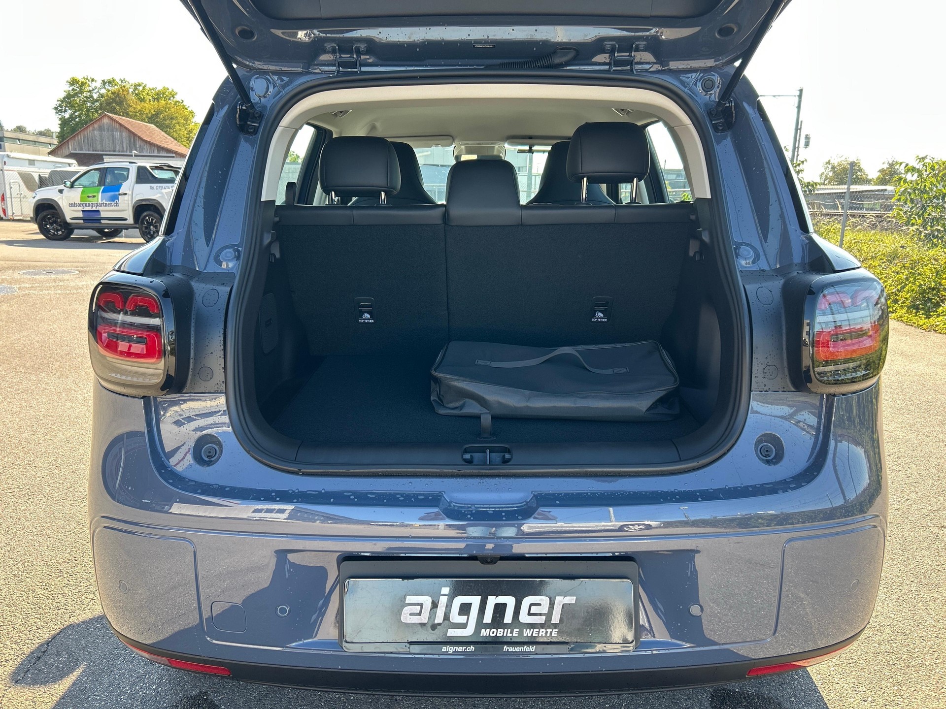LEAPMOTOR B03X EV-image-9